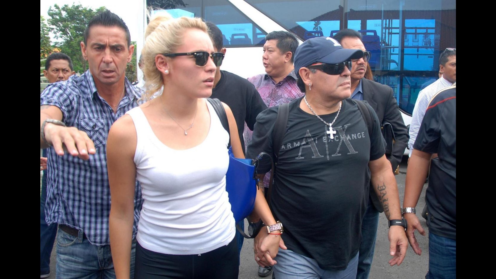Ancora guai per Maradona, in video youtube schiaffi alla ex fidanzata