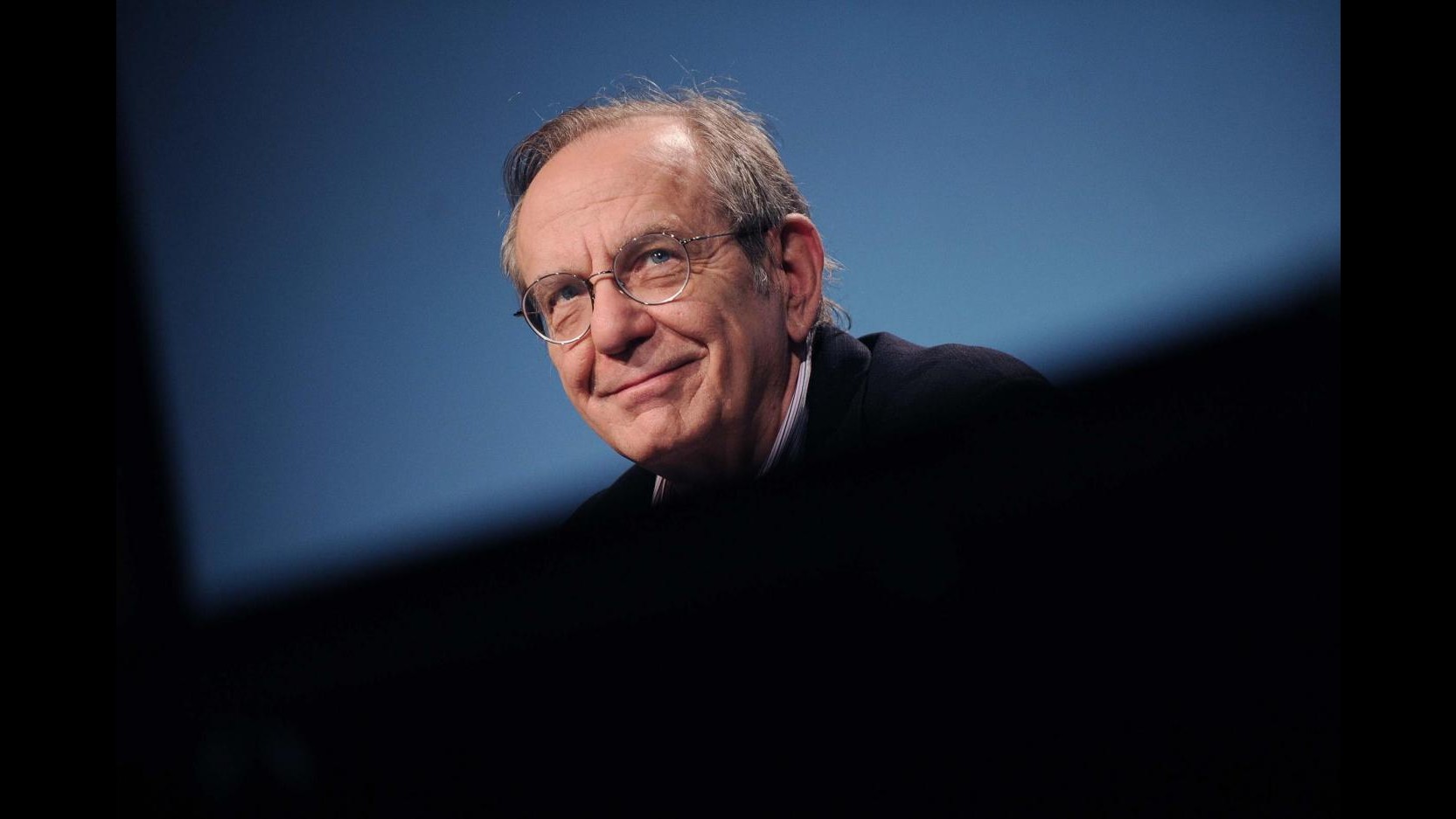 Legge stabilità, Padoan: Stufo di sentire che chiediamo soldi a Ue