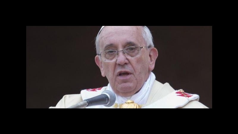 Immigrazione, Papa: E’ emergenza sociale prioritaria
