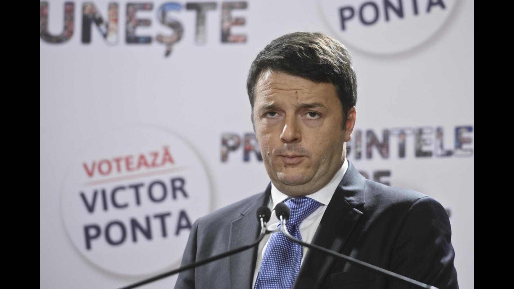 Jobs act, Renzi: Legge in vigore il 1 gennaio, altrimenti fiducia