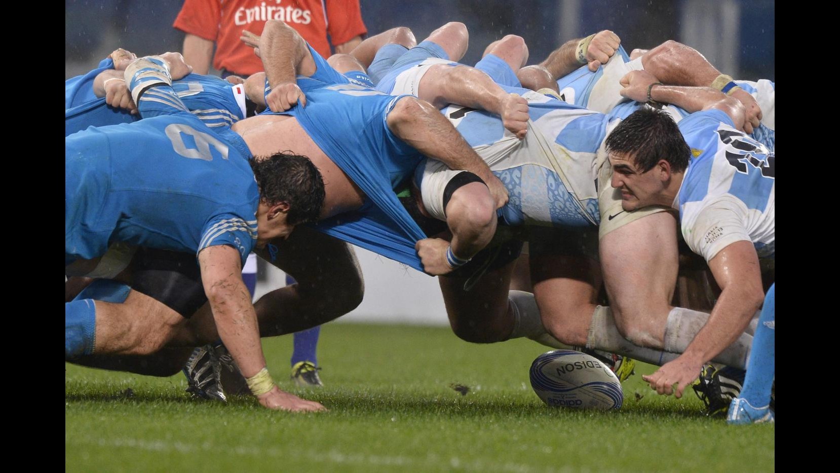 Rugby, Italia-Argentina anticipata a venerdì causa maltempo Genova