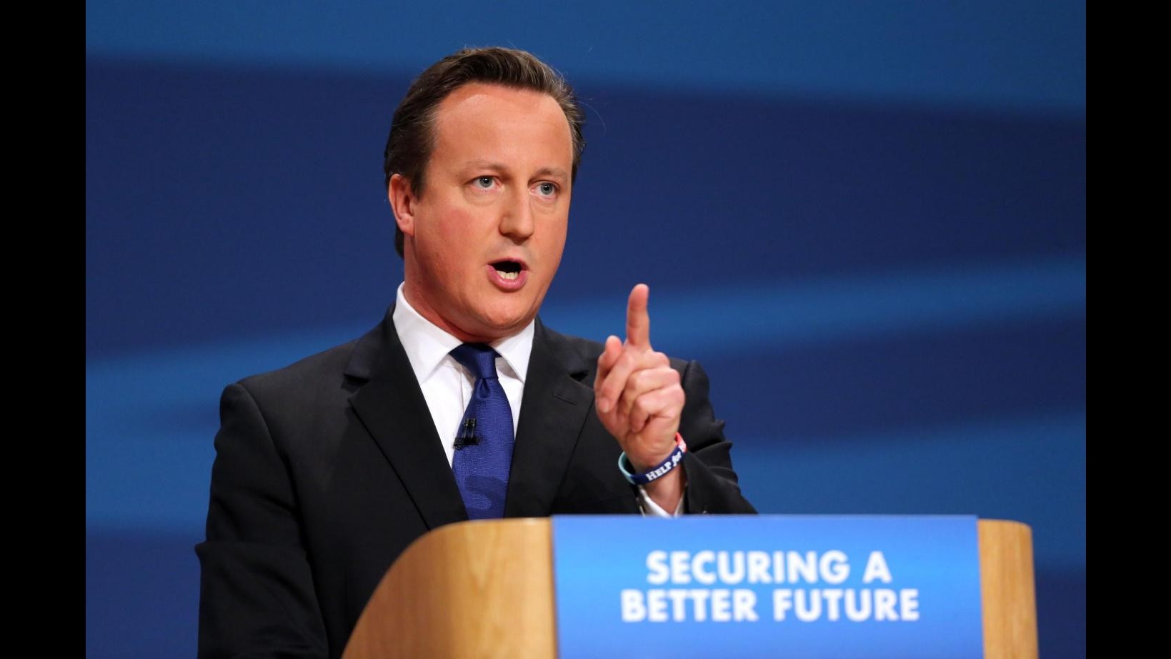 Ebola, Cameron chiederà più azione al summit G20 in Australia