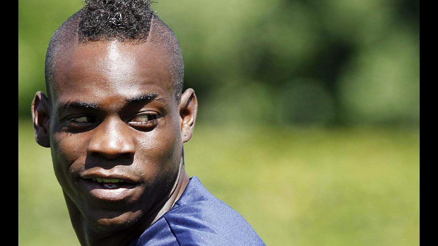 Nazionale, Azzurri a Coverciano. Balotelli: Orgoglioso di rappresentare mio paese