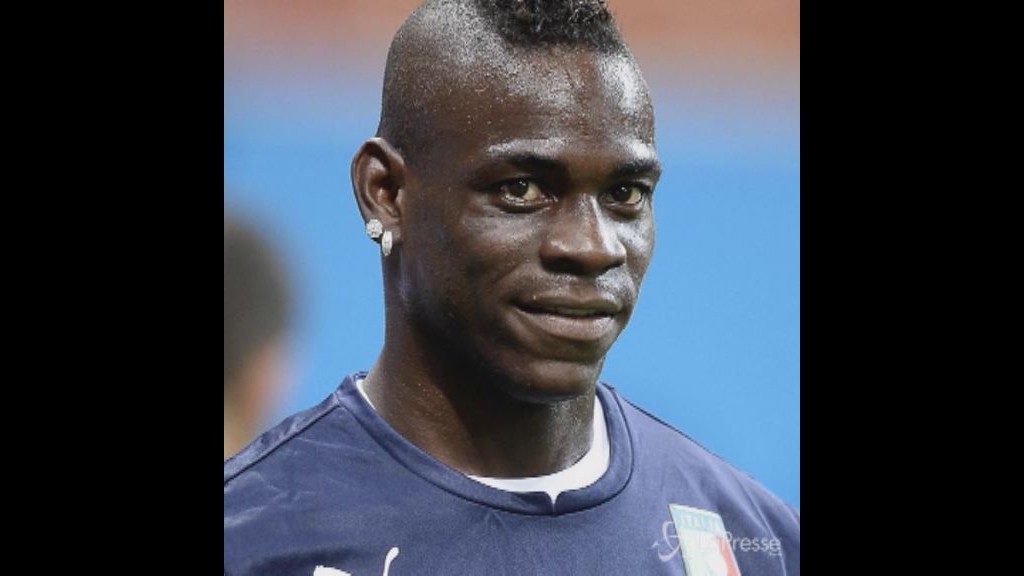 Balotelli torna in Nazionale, Agroppi: Non è un campione. Zola: Sarà utile a Conte