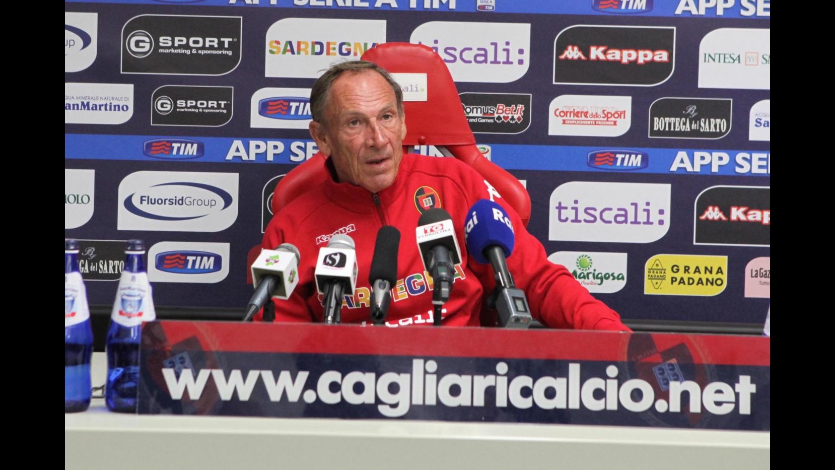 Calcio, Zeman: Mi aspettavo di più, Cagliari ha mezzi per fare meglio