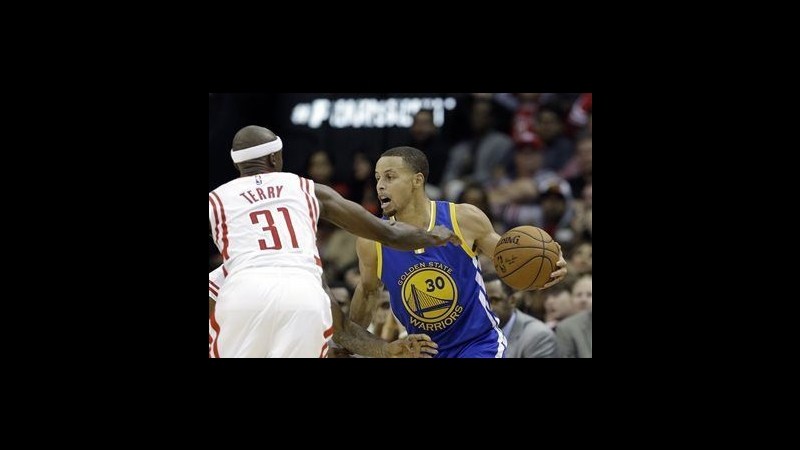 Nba, Golden State continua la marcia: Houston ko. San Antonio cade in casa