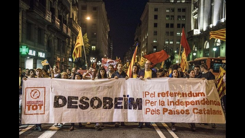 Spagna, Catalogna sfida Madrid: urne aperte per referendum indipendenza
