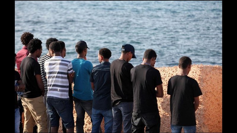 Sbarchi, soccorsi 62 migranti a largo di Santa Maria di Leuca