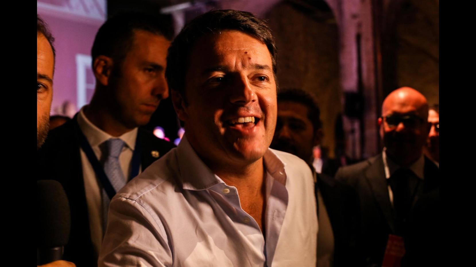 Legge elettorale, ultimatum Renzi: Berlusconi pronto a modifica Italicum