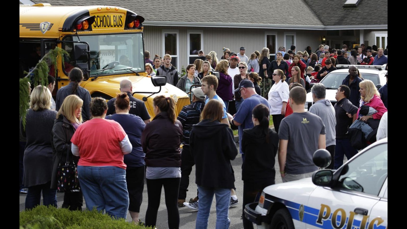 Usa, sparatoria liceo Seattle: muore 15enne, vittime salgono a 5
