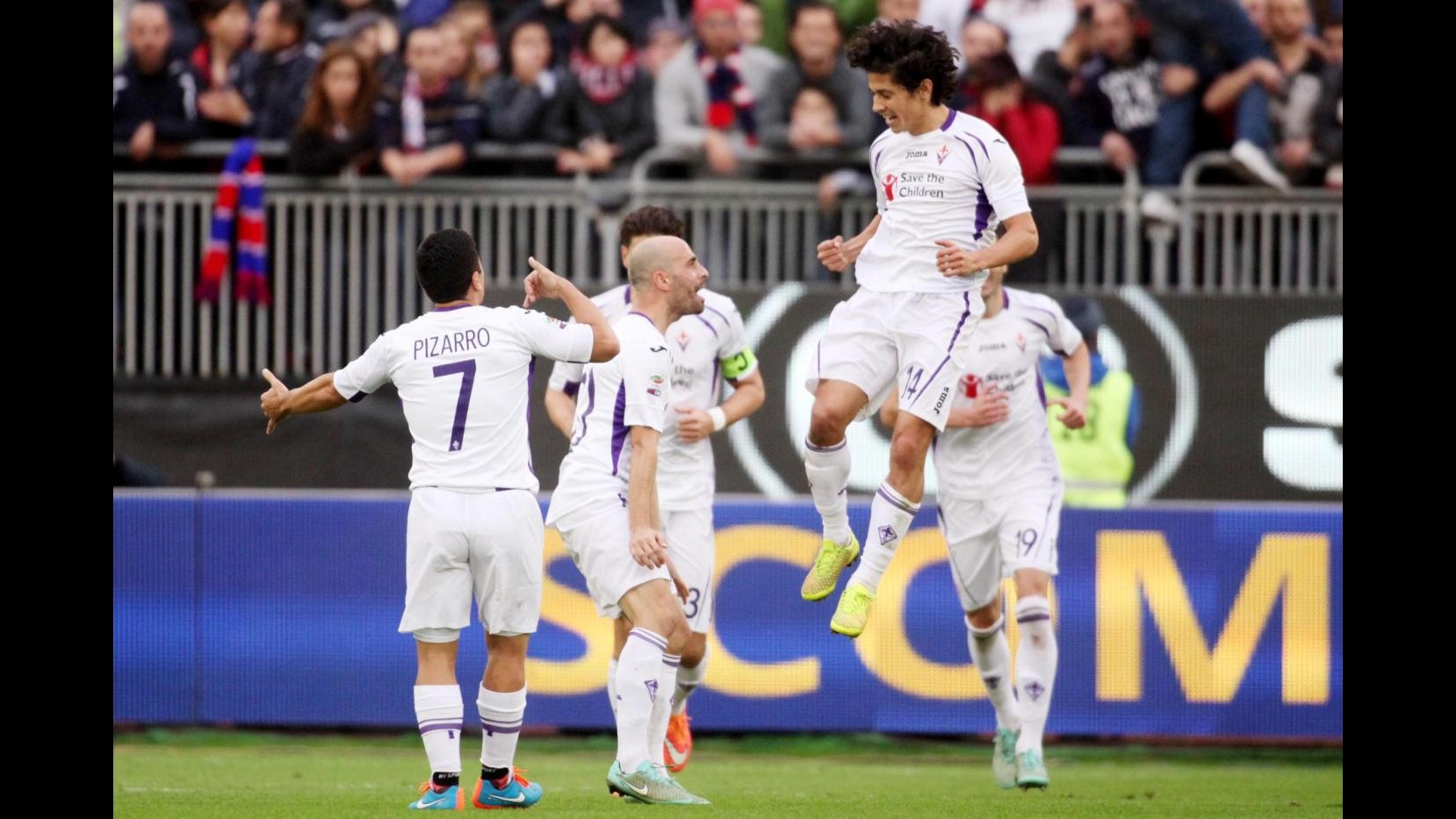 Serie A, Fiorentina cala il poker a Cagliari: Montella inguaia Zeman