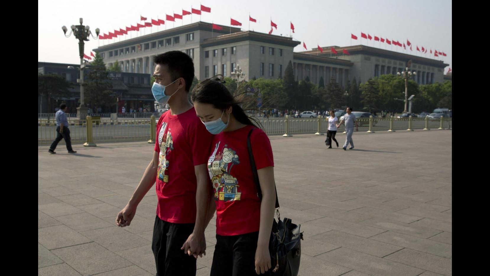Cina, allerta smog a Pechino: chiesto ai residenti di stare a casa