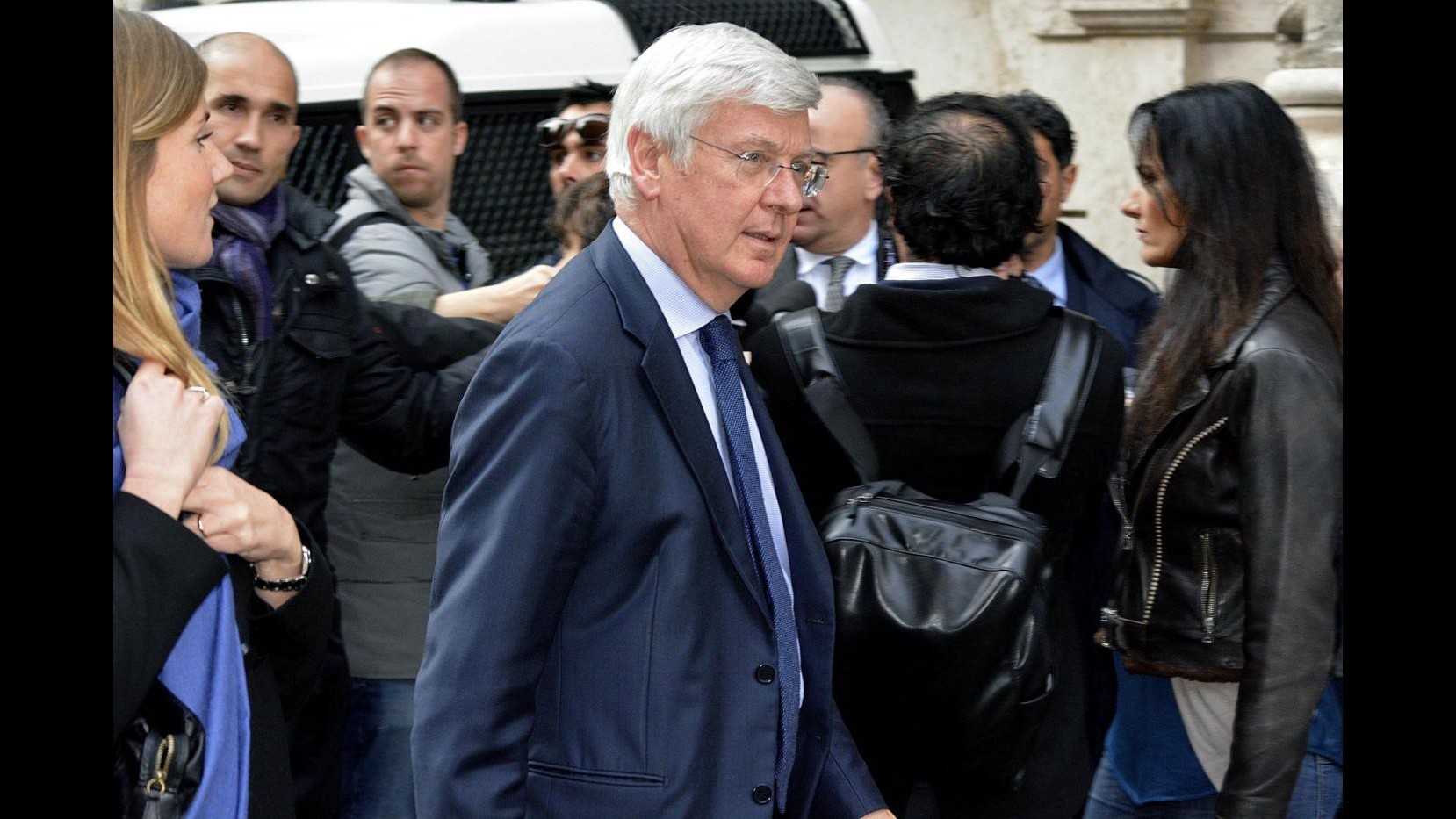 Romani (Fi): Renzi ha sempre fretta, sospetto che voglia voto