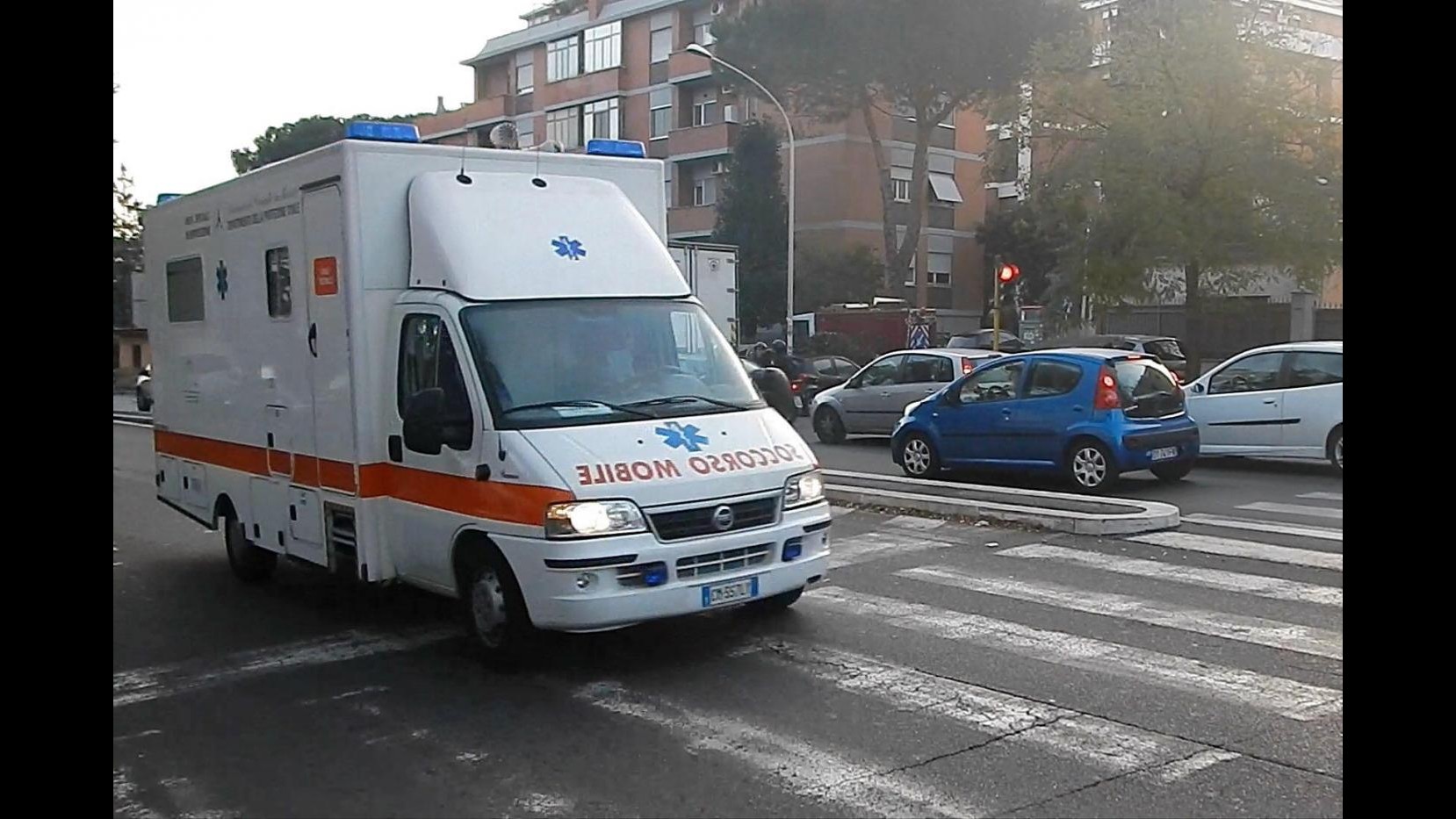 Ebola, medico ricoverato a Roma sarà curato con farmaco sperimentale