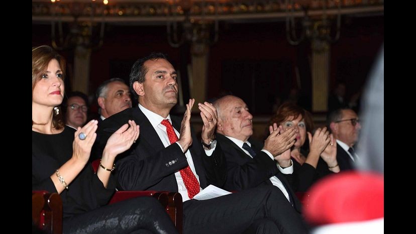 Premio ‘Napoli c’è’, de Magistris: Essere sindaco è privilegio più grande