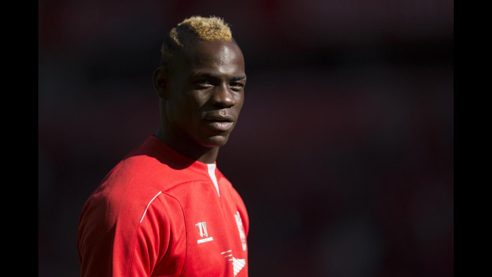 Liverpool, serata a bordo ring per Balotelli: stampa inglese polemica