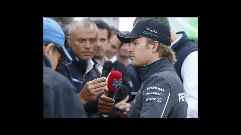 F1, Rosberg: Ok pole, ma preferivo una Williams tra me e Lewis. Hamilton: Domani giorno speciale