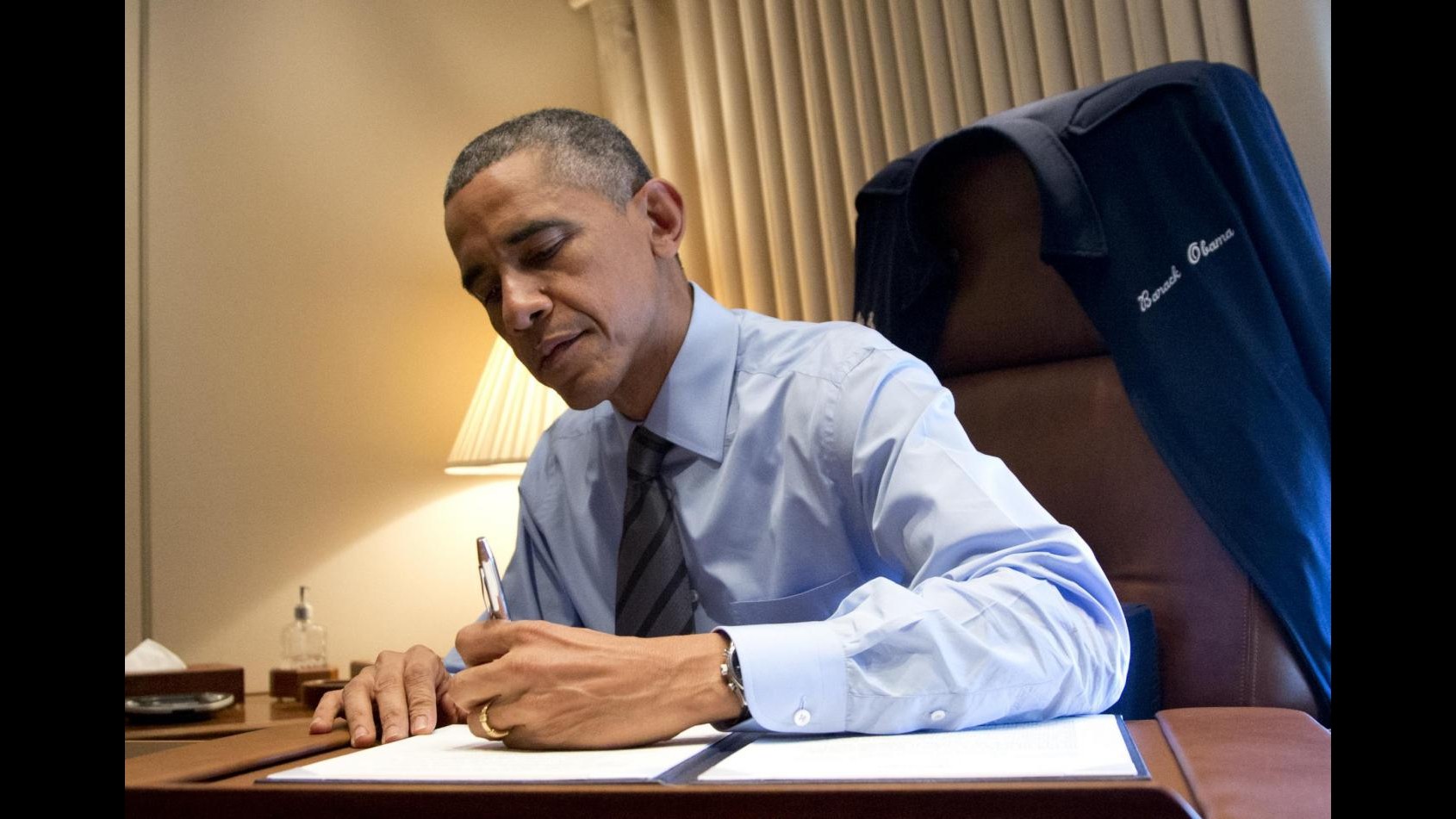 Obama estende ruolo soldati Usa in Afghanistan: potranno rispondere a attacchi talebani