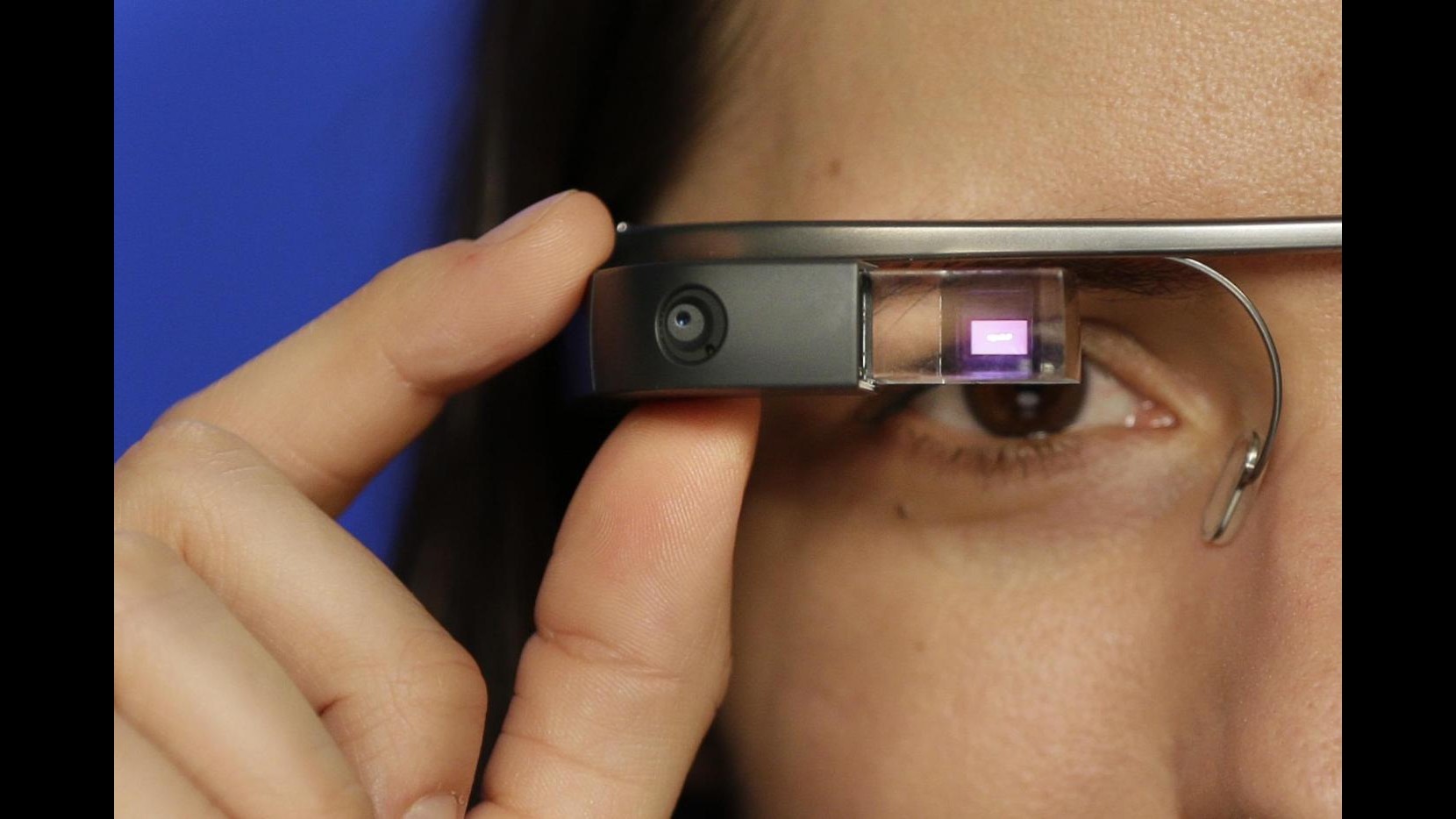 Salute, a Firenze primo prelievo di fegato al mondo con Google Glass