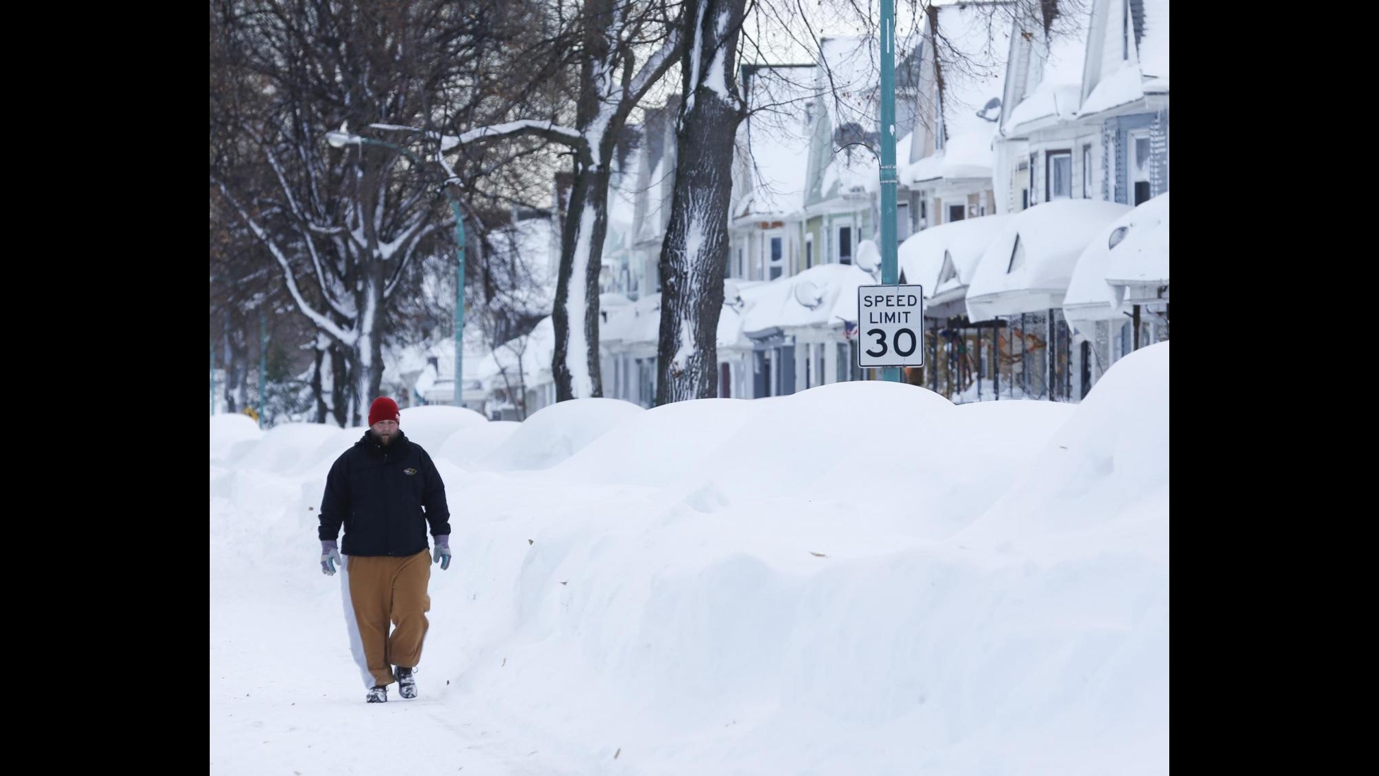Maltempo, 10 i morti per neve a Buffalo: ora rischio allagamenti