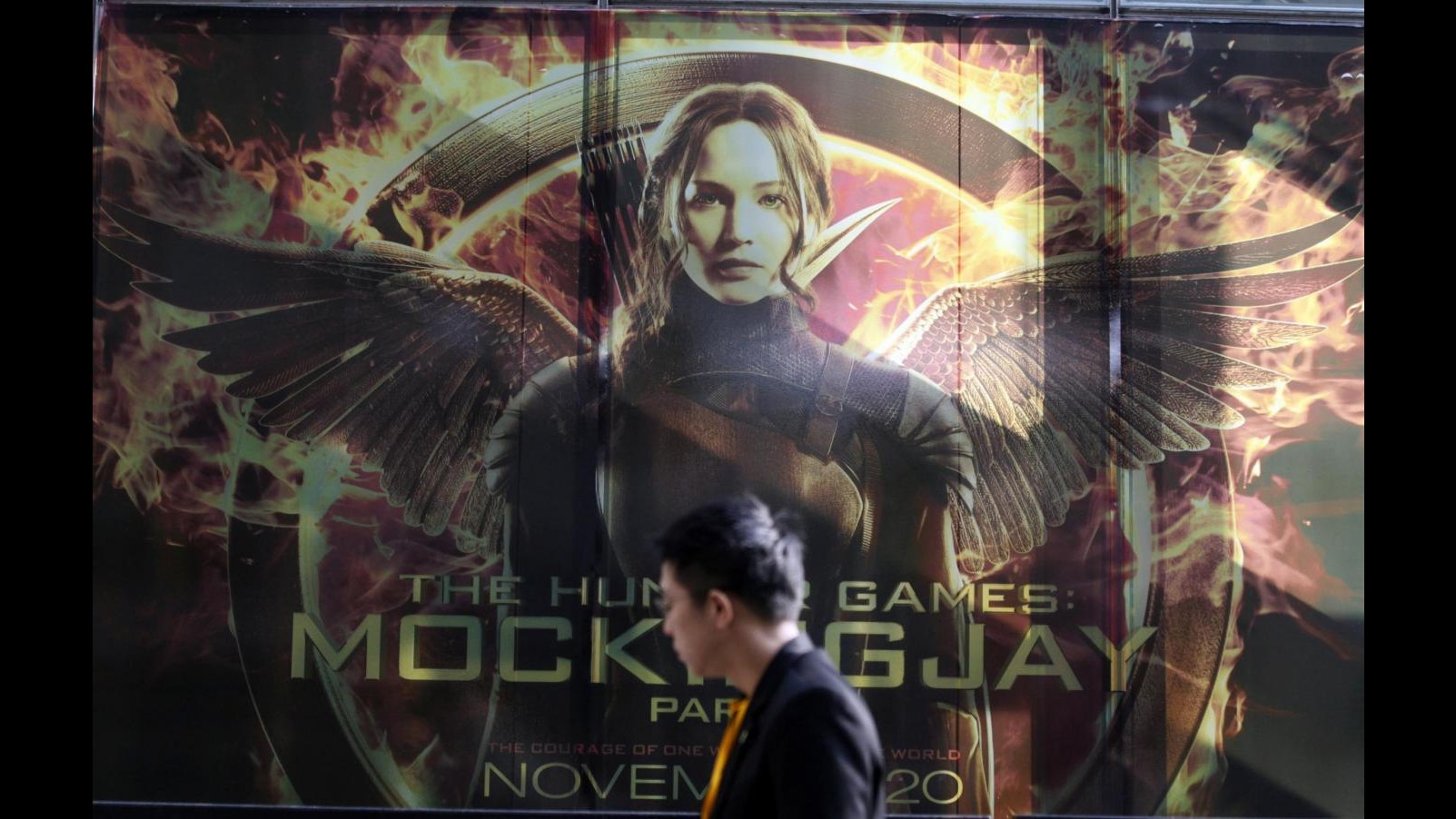 Thailandia, proteste contro golpe: annullate proiezioni Hunger Games