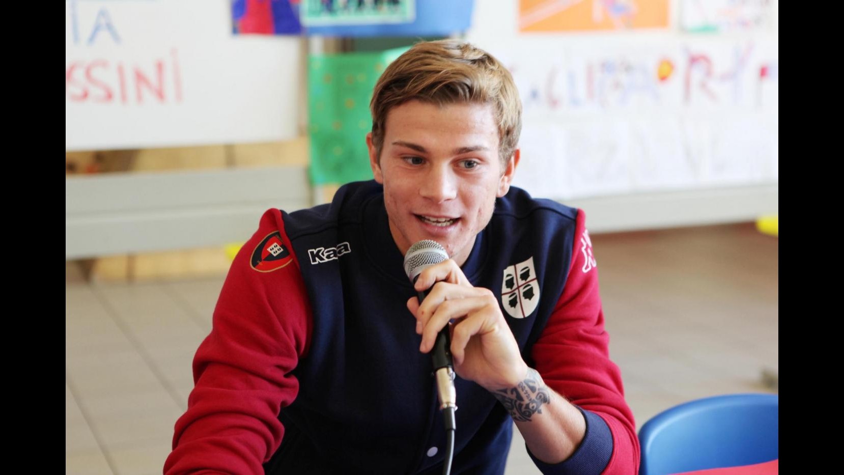 Cagliari, Longo incontra bambini di Selergius: Mio mito era Ronaldo