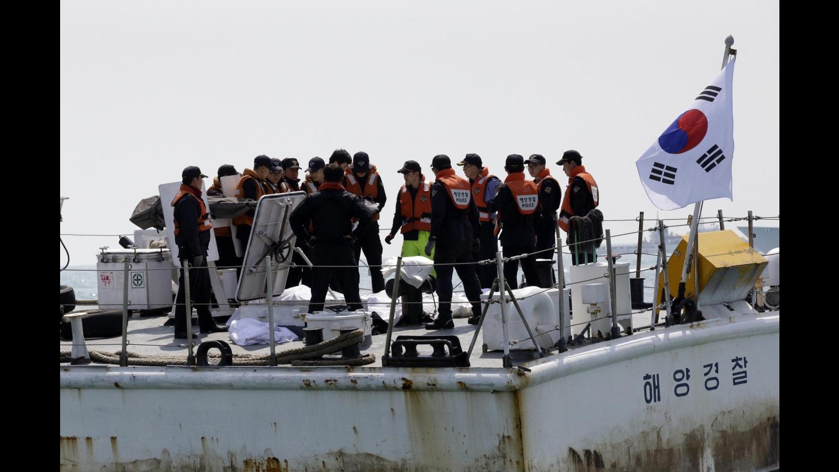 Sud Corea, 10 anni di prigione a direttore compagnia traghetto Sewol