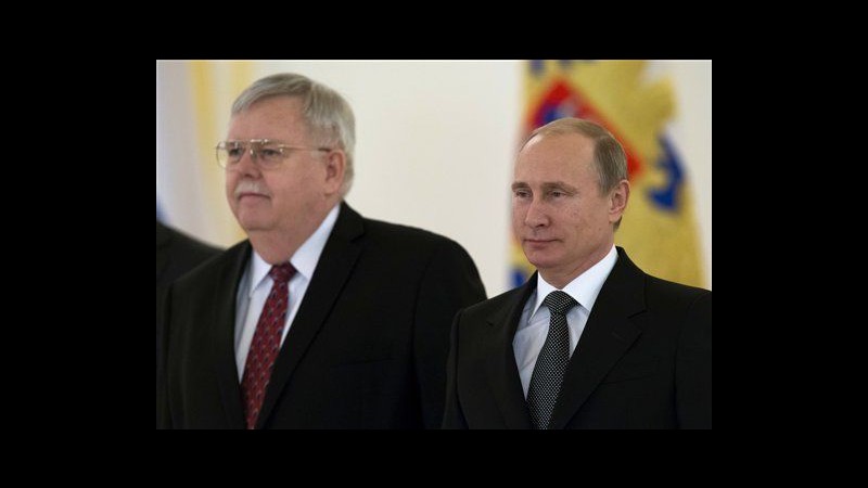 Russia, Putin riceve il nuovo ambasciatore americano John Tefft
