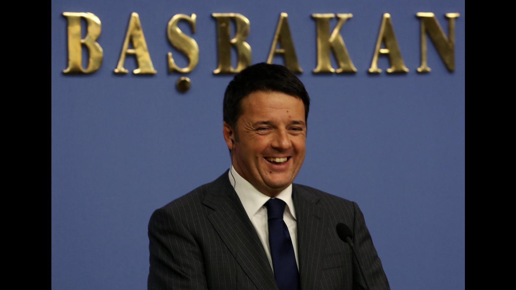 Renzi: Politici abbiano coraggio fare riforme, se no lento declino