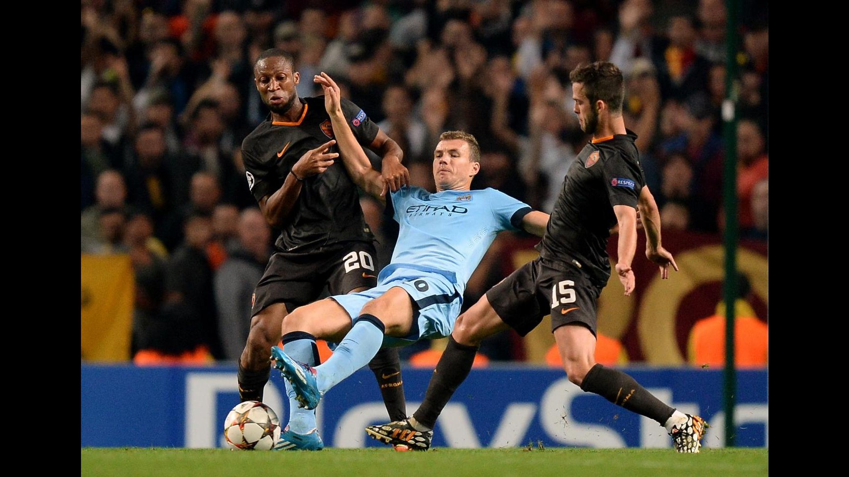 Champions League: Roma ospita il City, in palio gli ottavi. De Rossi in panchina