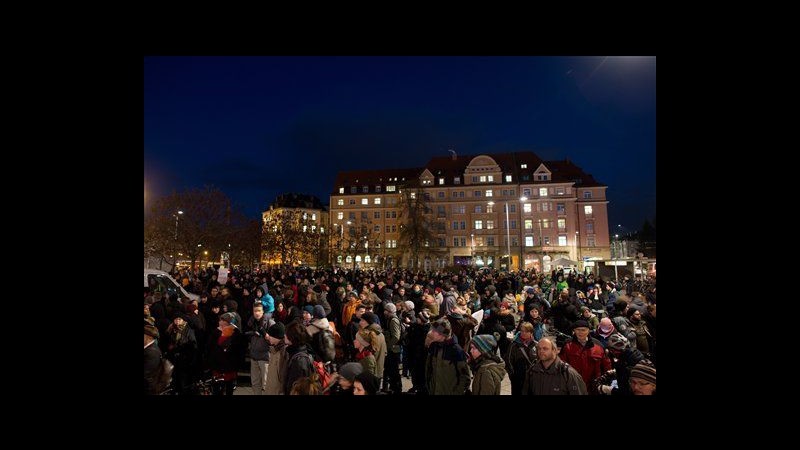 Germania, 10mila a marcia anti-islam a Dresda: 9mila a contro-protesta