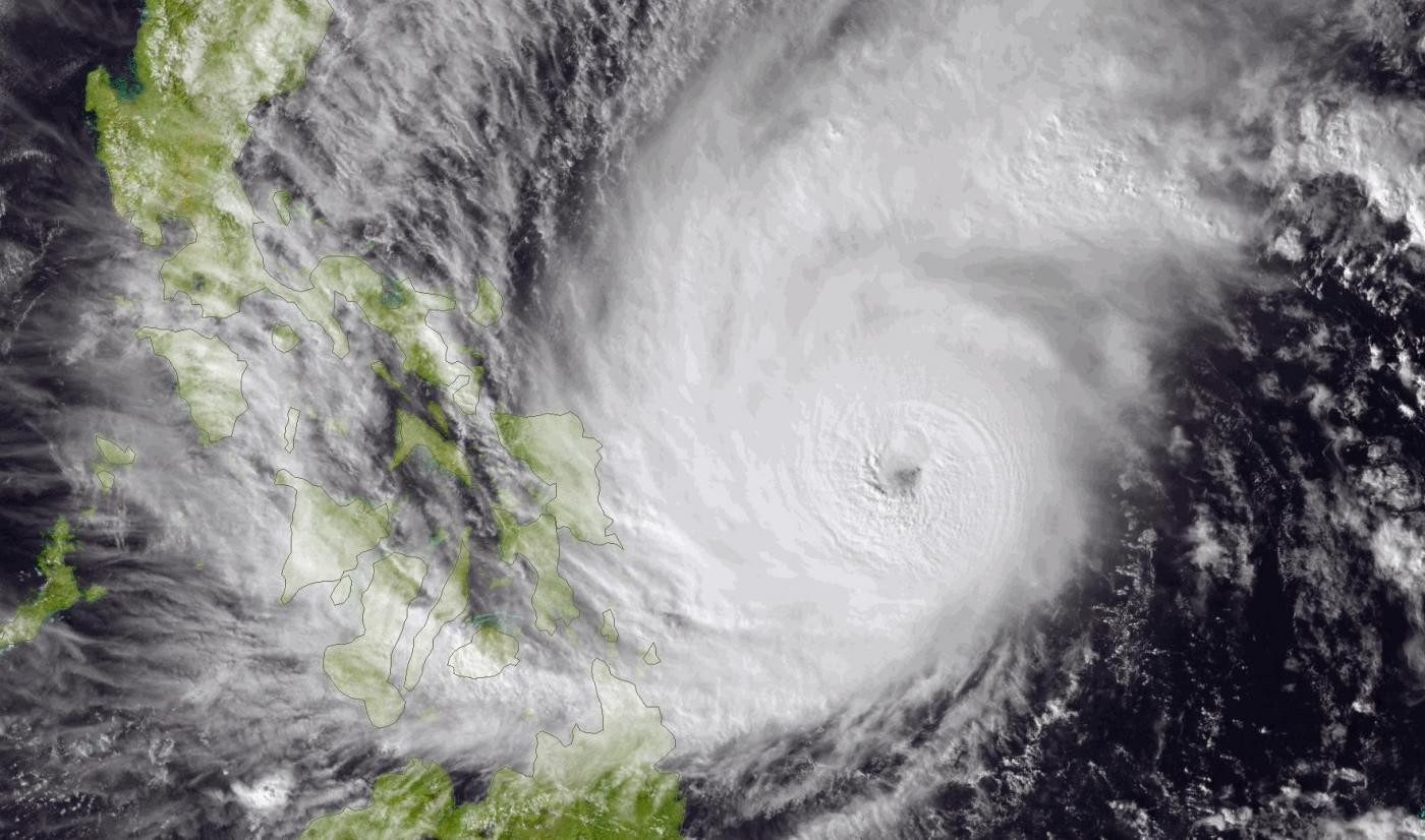 Filippine, tifone Hagupit si abbatte con violenza su coste est