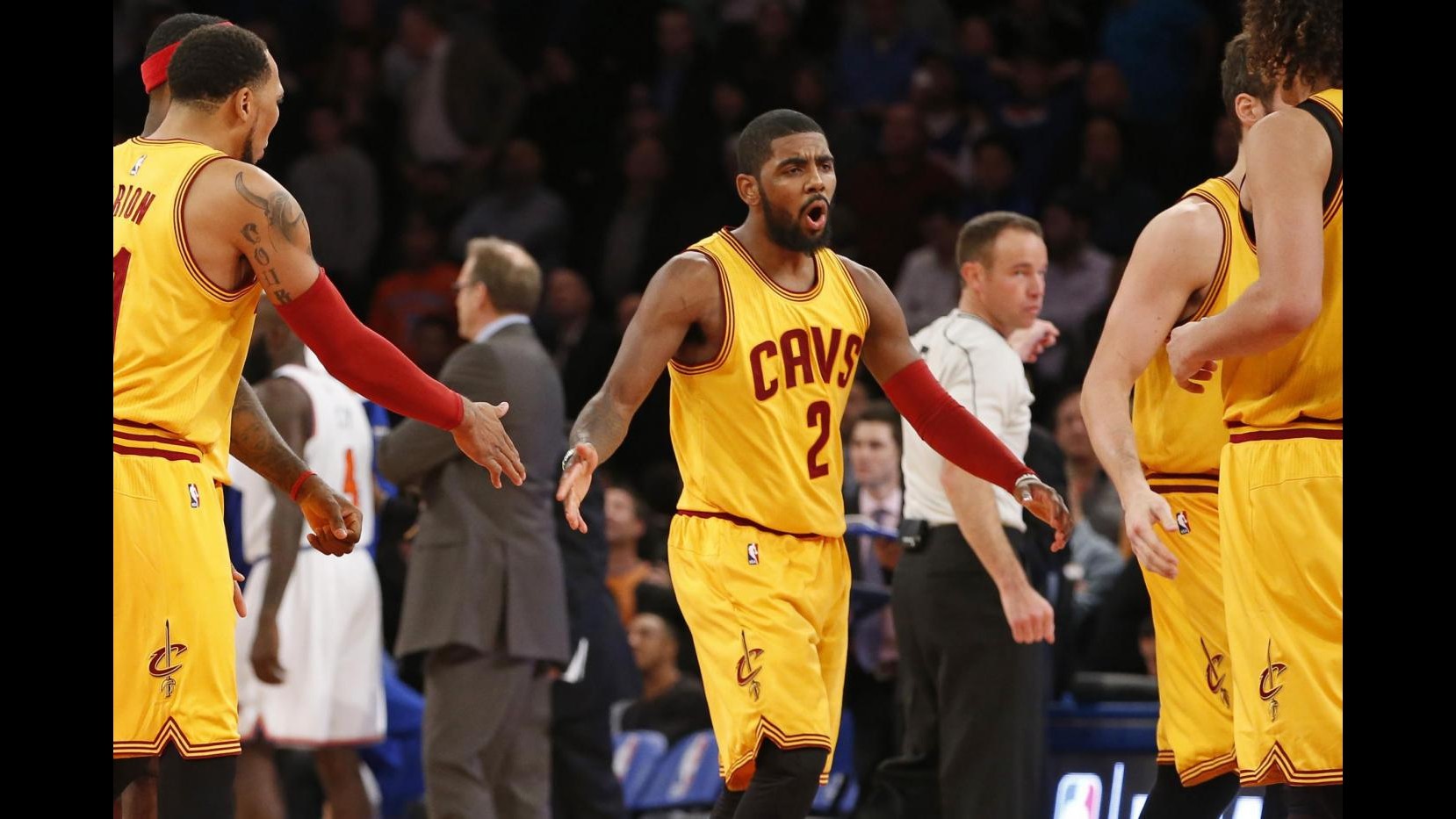 Basket, Nba: Golden State non si ferma più, Irving trascina Cleveland