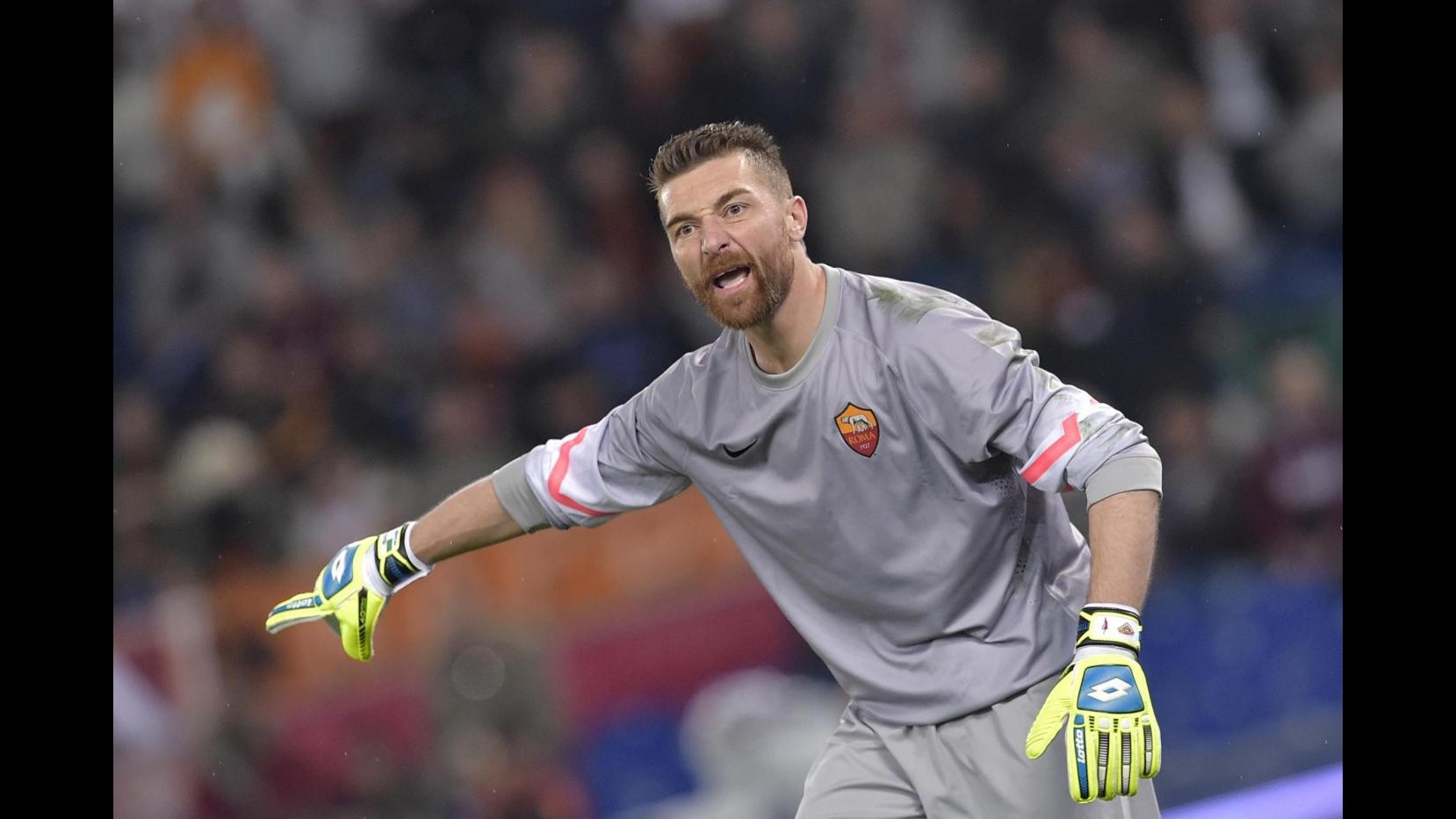 Roma, fiducia a De Sanctis: portiere rinnova contratto fino al 2016