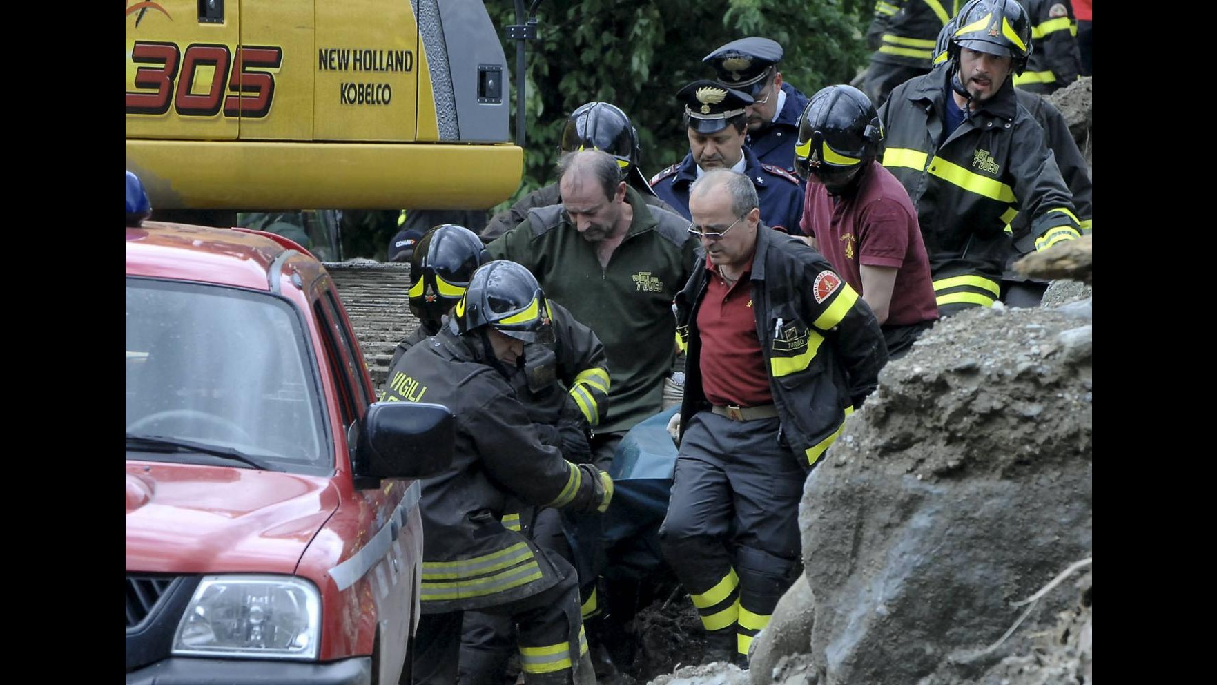 Torino, frana sulla collina: indaga procura