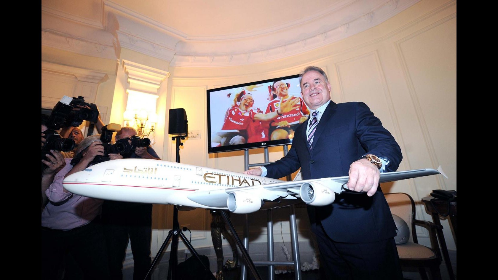 Alitalia: Perfezionato il closing, Etihad al 49% di Alitalia Sai