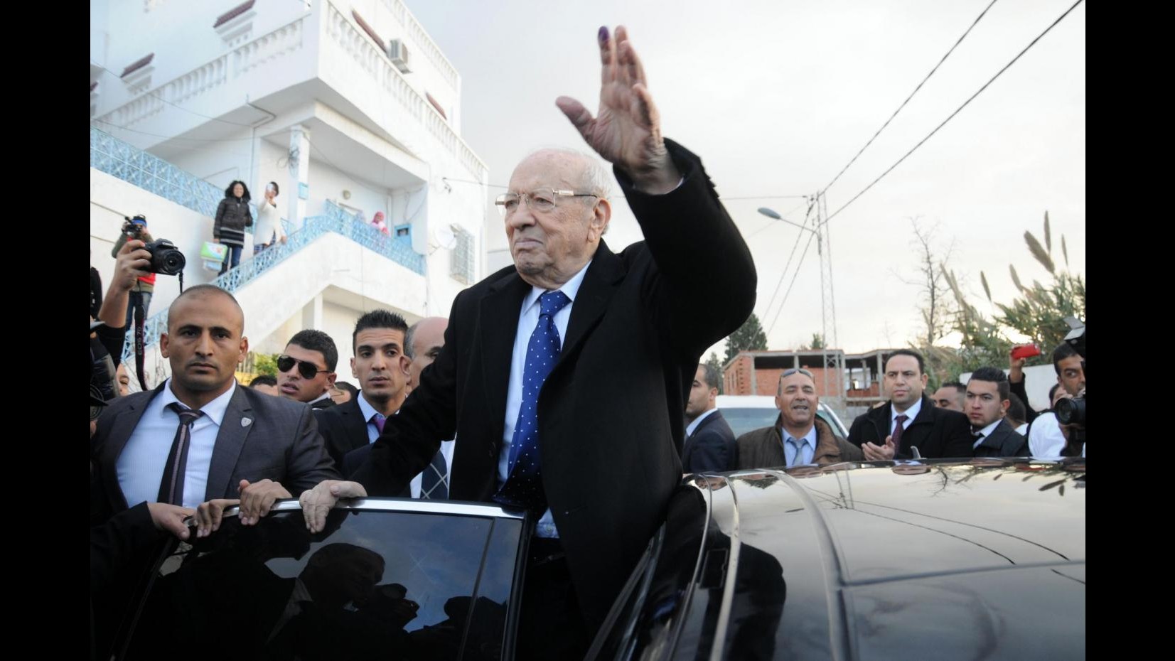 Tunisia, Essebsi eletto presidente con 55,68% voti