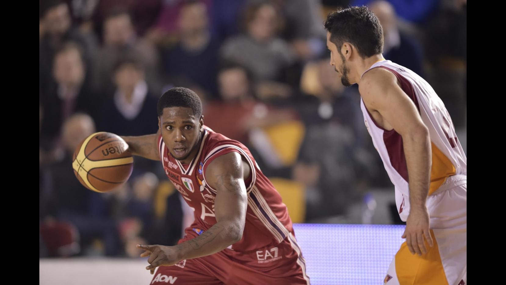 Basket, Serie A: Milano e Venezia avanti a braccetto. Bridisi tiene il passo