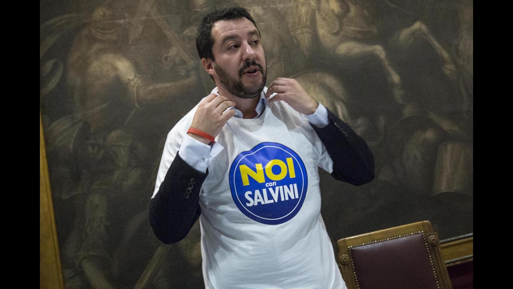 Torino, immigrati e antagonisti in presidio contro Salvini