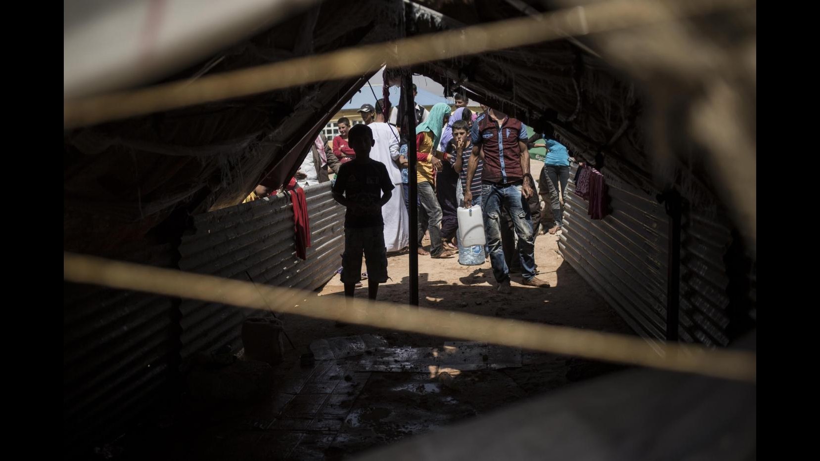 Iraq, scontri e problemi logistici frenano evacuazione yazidi