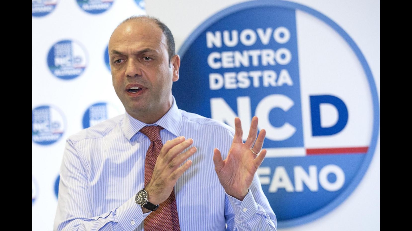 Mafia, Alfano: Cattura latitanti, carcere duro, confisca e nuove norme