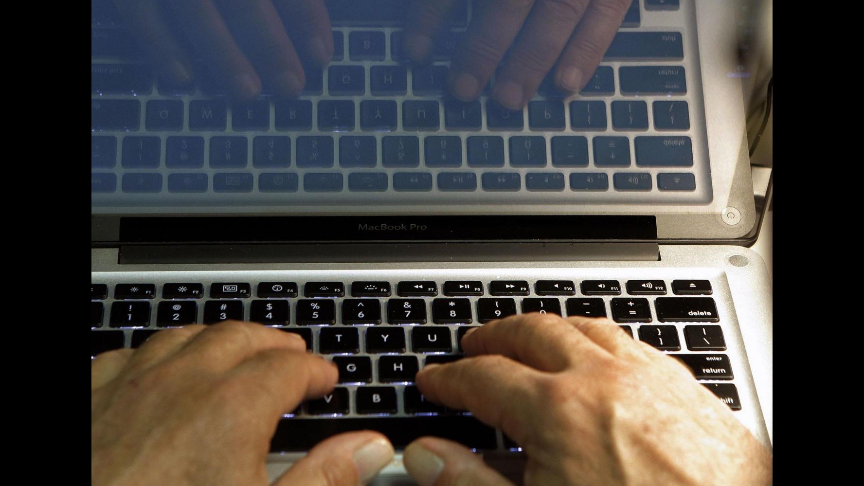 Bologna,password rubate per alzare voti: 13 studenti hacker denunciati