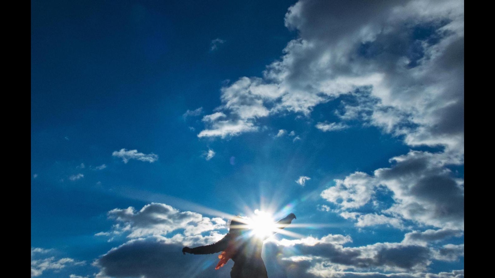 Meteo, temperature pazze, in finesettimana oltre 20 gradi