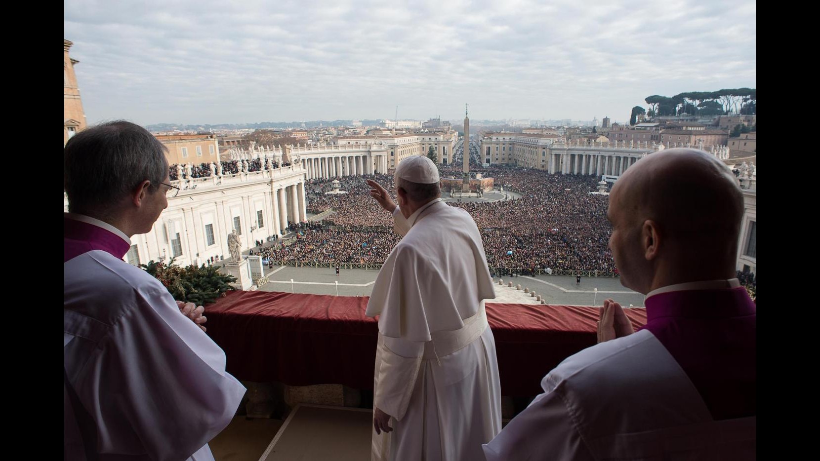 Papa all’Angelus dell’Epifania: Nel cammino essere attenti, instancabili, coraggiosi