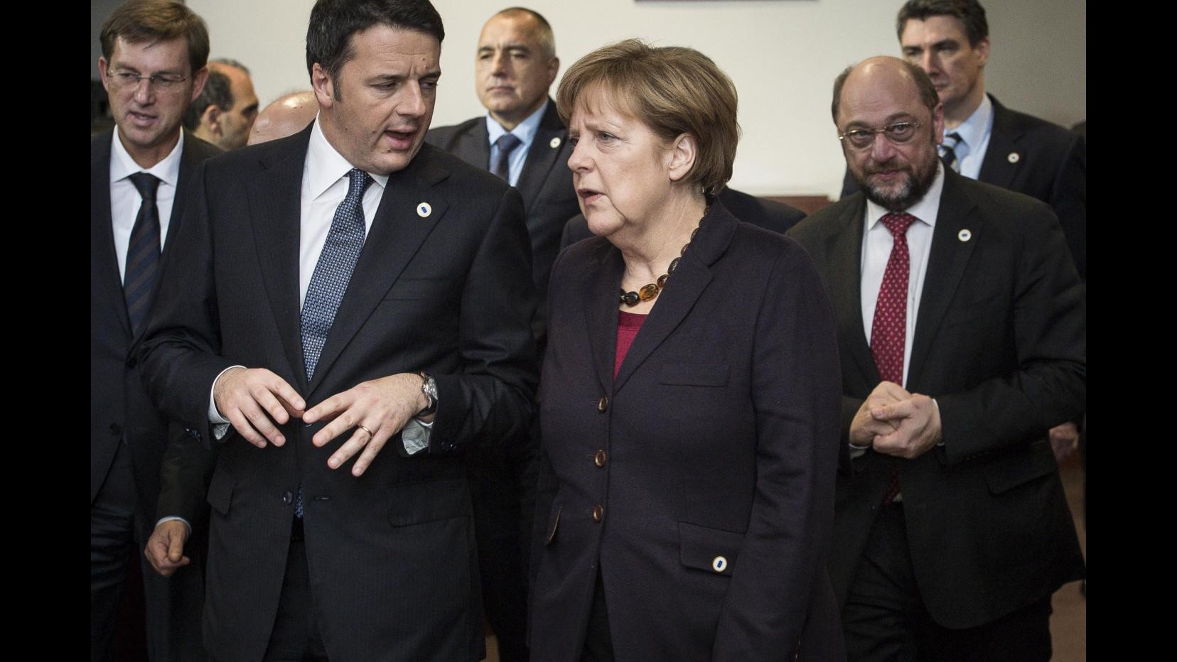 Ue, Renzi: Con Merkel opinioni divergenti ma buon rapporto personale