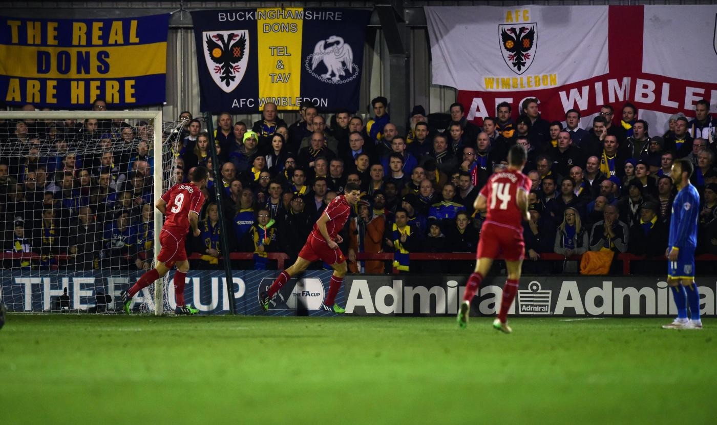 FA Cup: Gerrard salva il Liverpool, 2-1 al Wimbledon. Balotelli in campo 10′