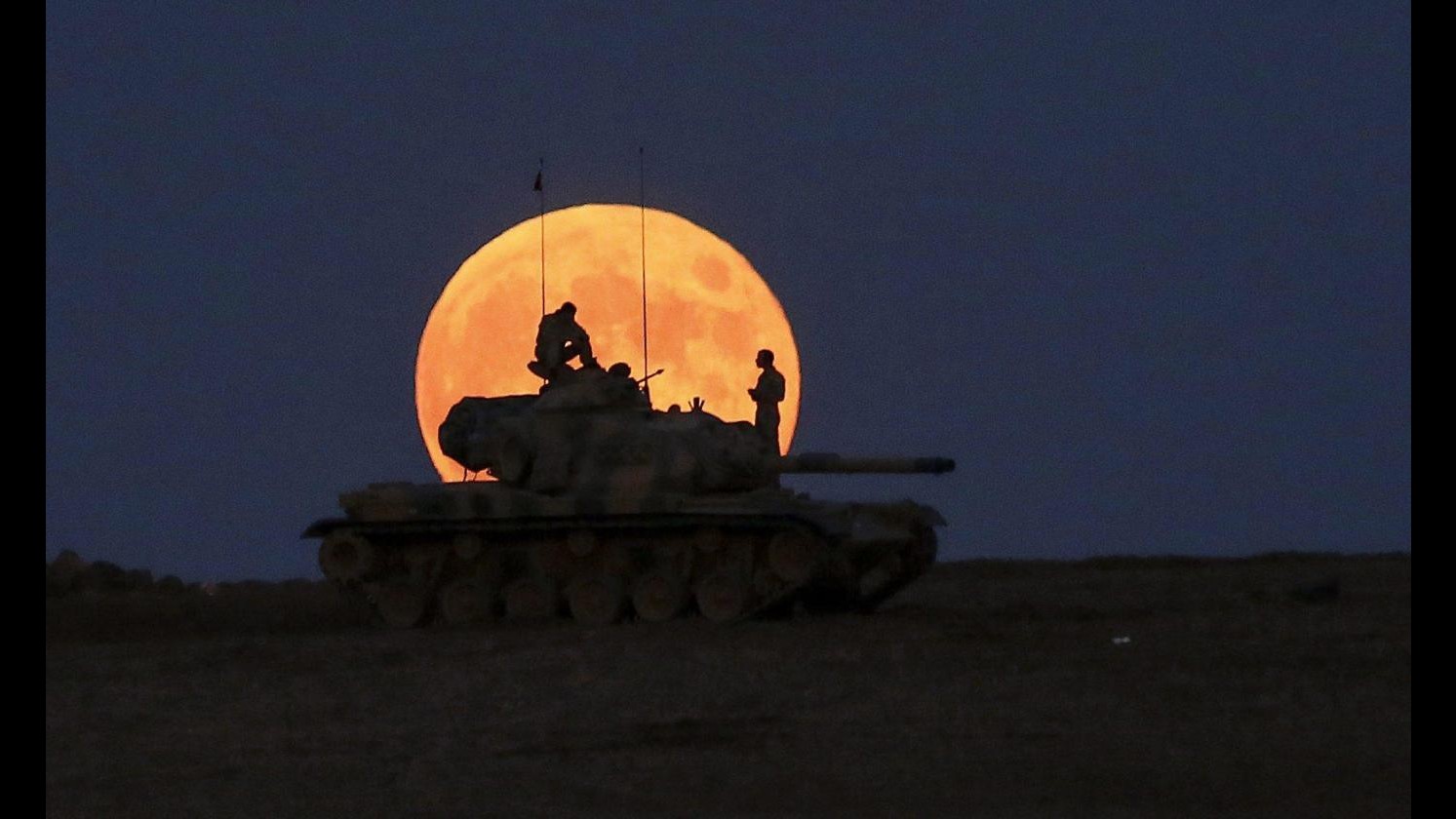 Isis, ong: Forze curde controllano l’80% di Kobani