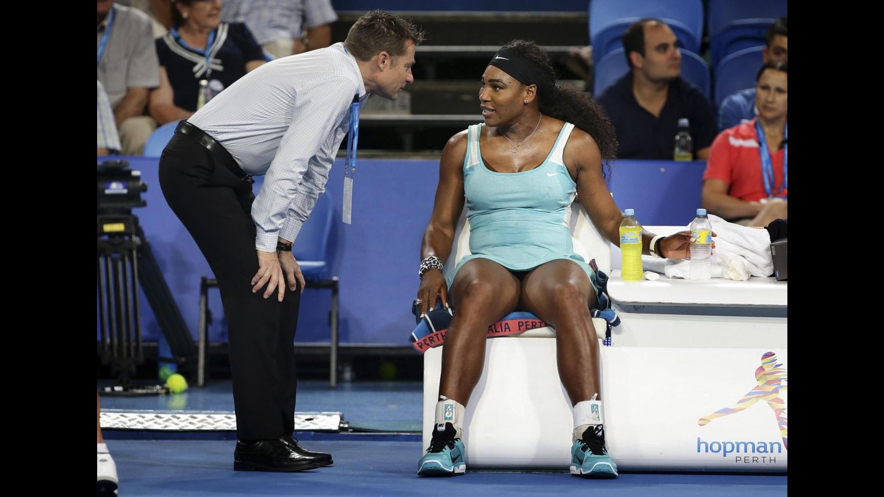 Tennis, Hopman Cup: Serena Williams chiede un caffè, poi batte Pennetta e Fognini