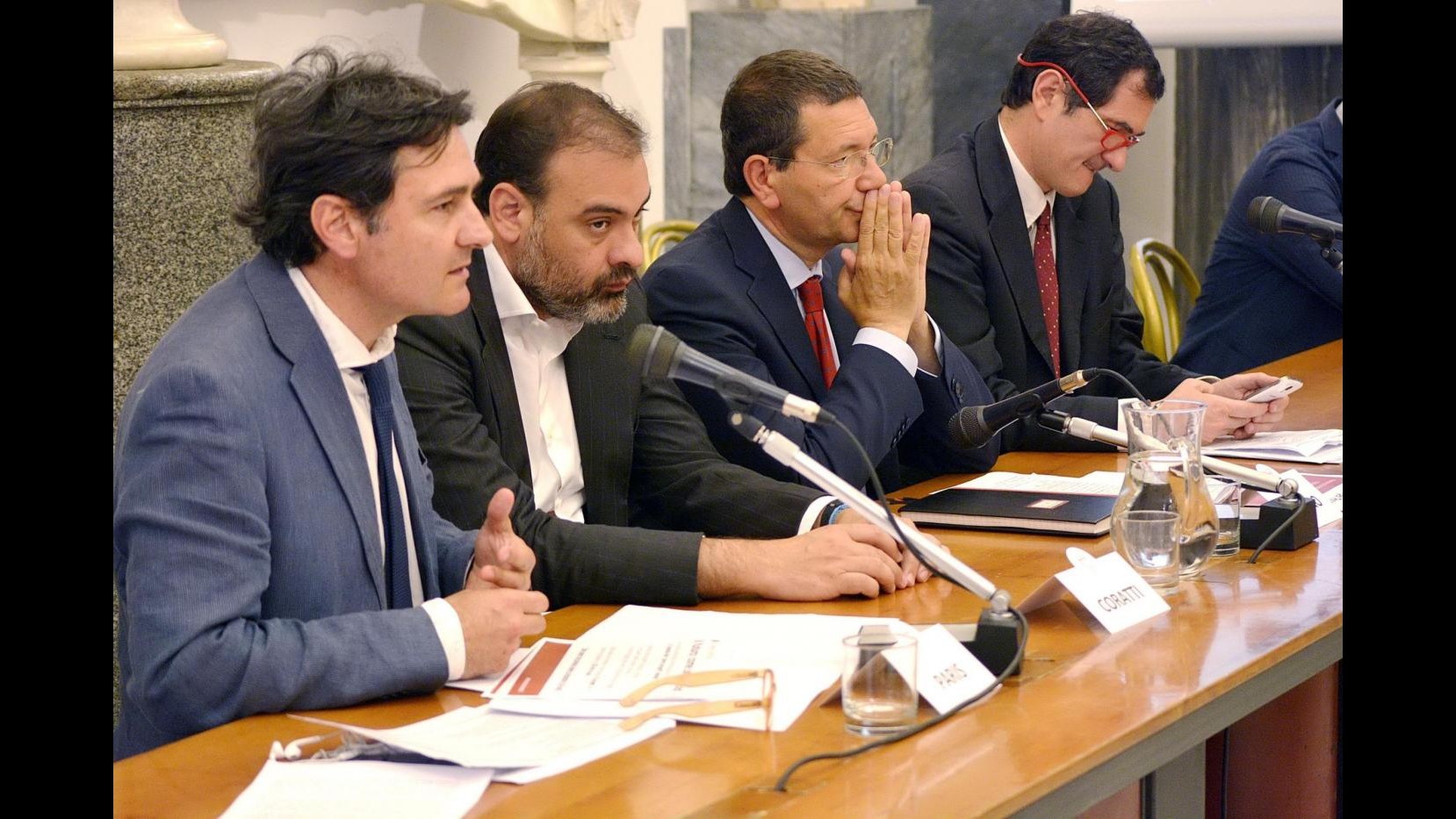 Pd,capogruppo Roma: Attentato a sede di Coratti è grave e va condannato