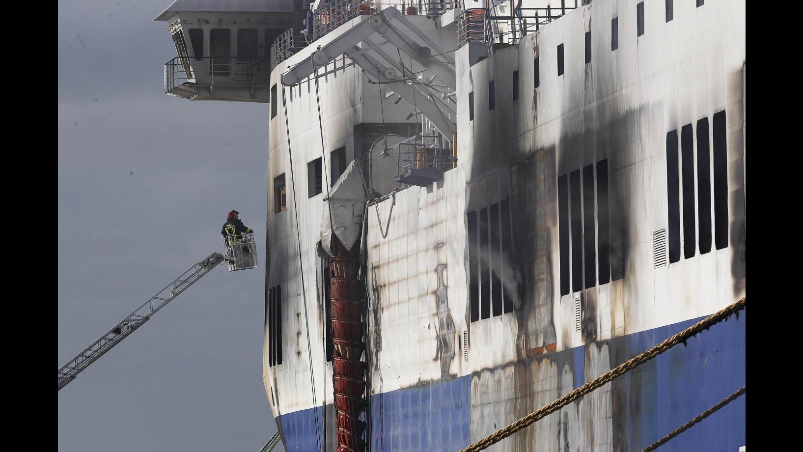 Incendio traghetto, terzo sopralluogo. Soccorritore: Dato il massimo